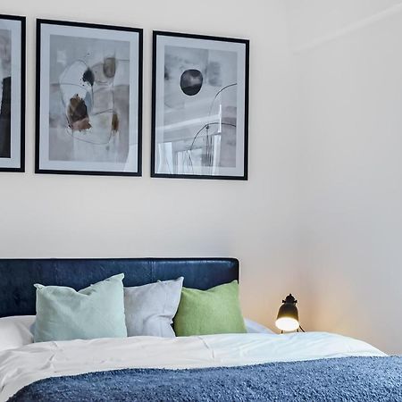 Stylish Excel 3 Bedroom Flat London Exterior foto