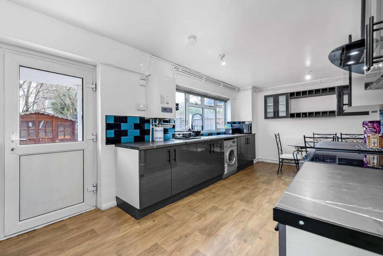 Stylish Excel 3 Bedroom Flat London Exterior foto